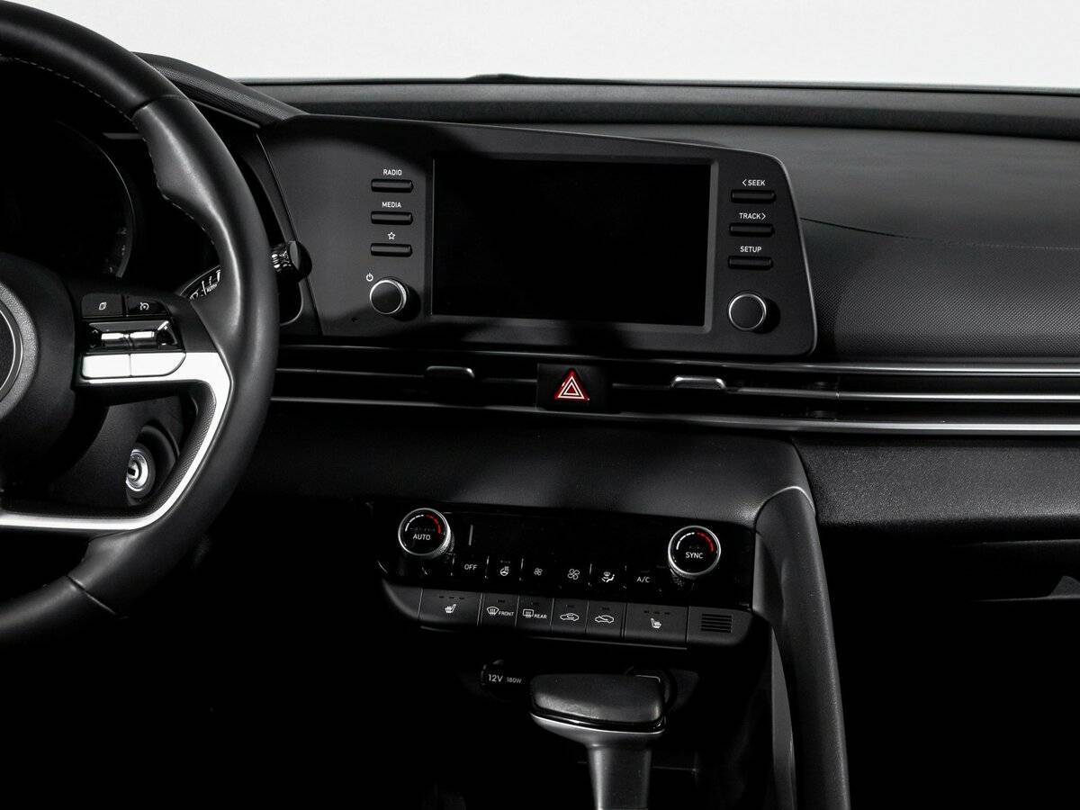 Купить Hyundai Elantra, 2021, 16 563 км, фото №13