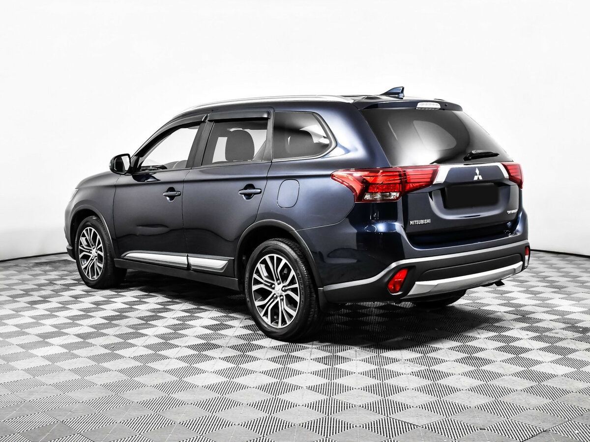 Купить Mitsubishi Outlander III Рестайлинг 2, 2018, 108 365 км, фото №6