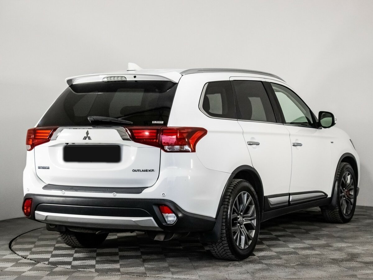 Купить Mitsubishi Outlander III Рестайлинг 2, 2017, 191 296 км, фото №4