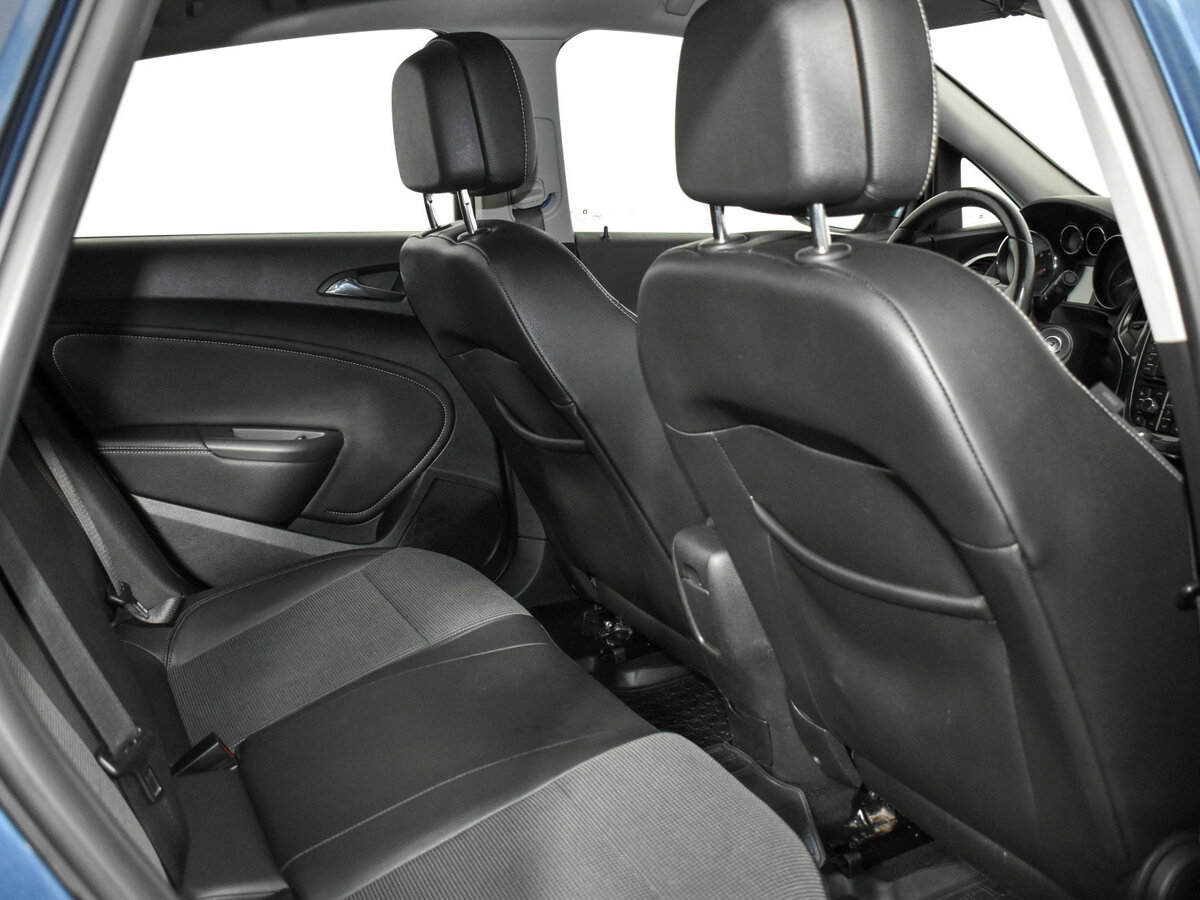 Купить Opel Astra J Рестайлинг, 2013, 210 797 км, фото №11