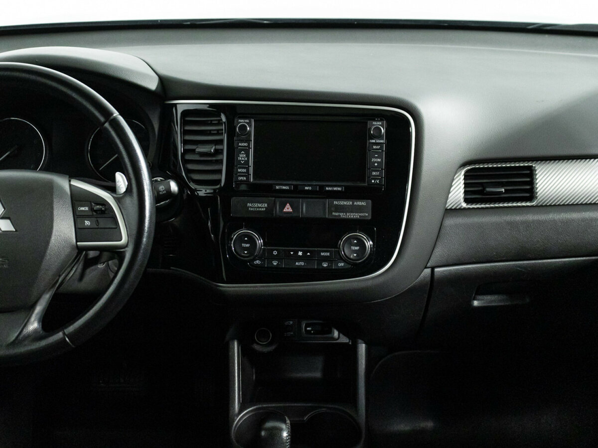 Купить Mitsubishi Outlander III Рестайлинг, 2014, 121 050 км, фото №14